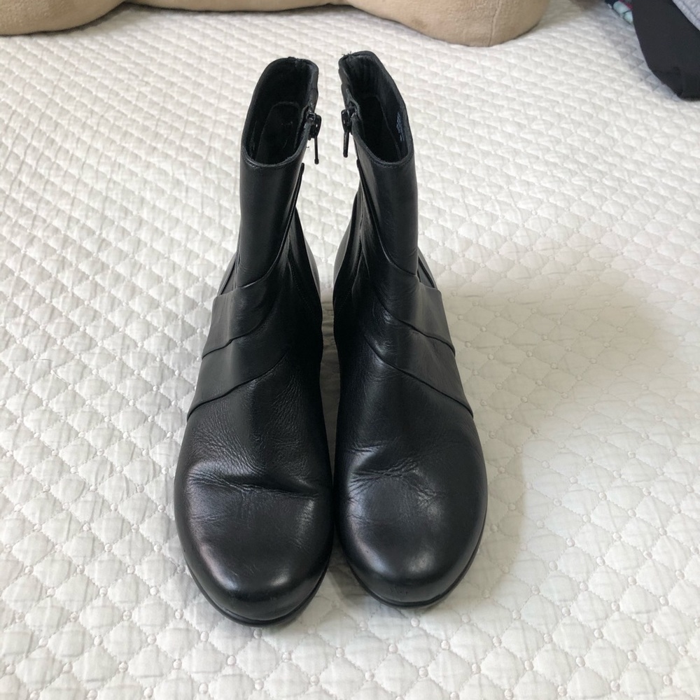 UC 24/7 Boots - Picture 4 of 7